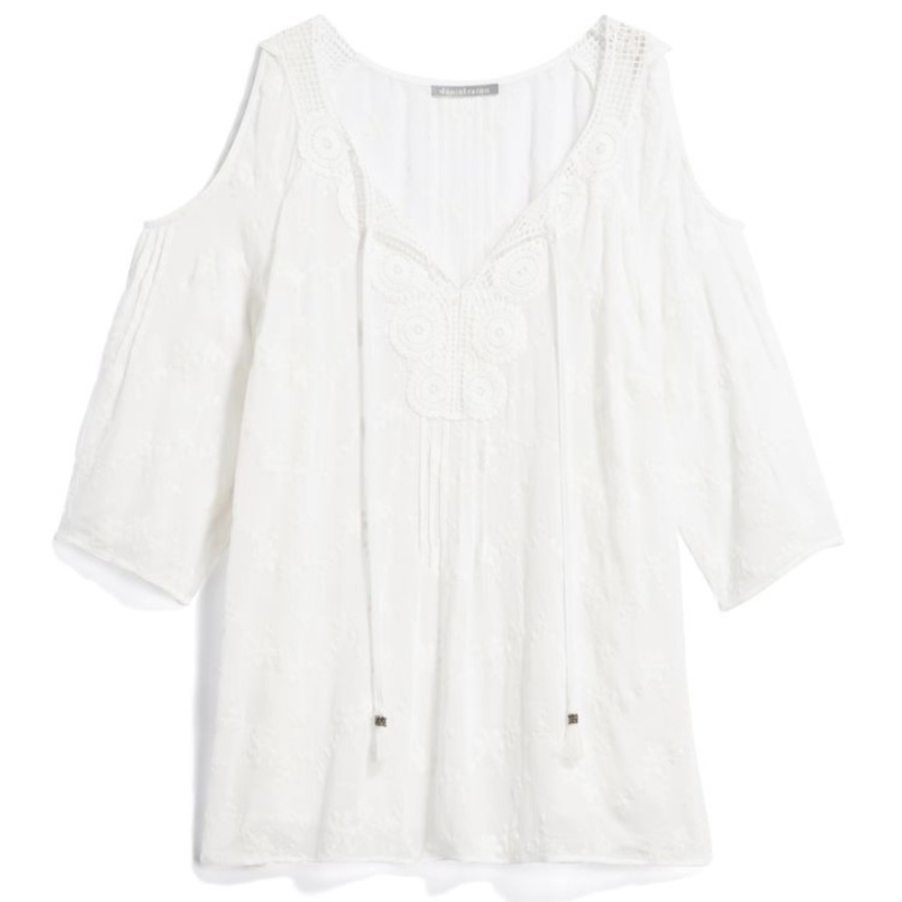 Daniel Rainn plus size cold shoulder top